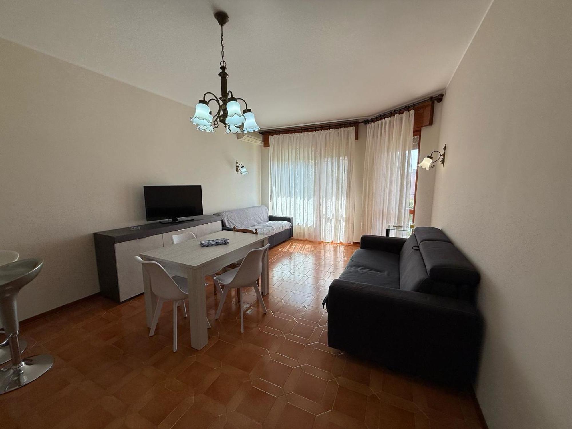 Wh - Appartamento Siccardi In Zona Residenziale Con Posto Auto Sanremo Bagian luar foto