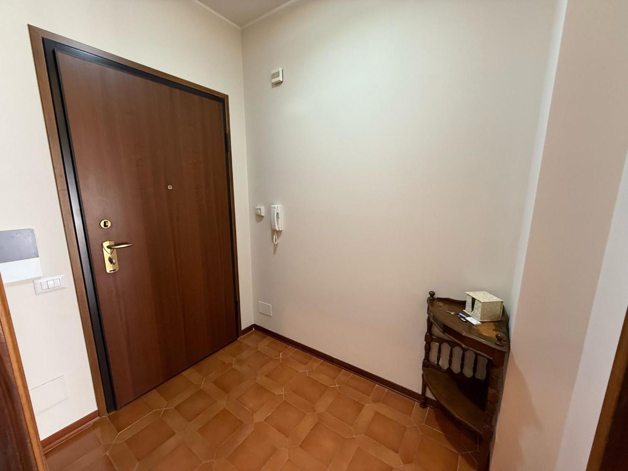 Wh - Appartamento Siccardi In Zona Residenziale Con Posto Auto Sanremo Bagian luar foto